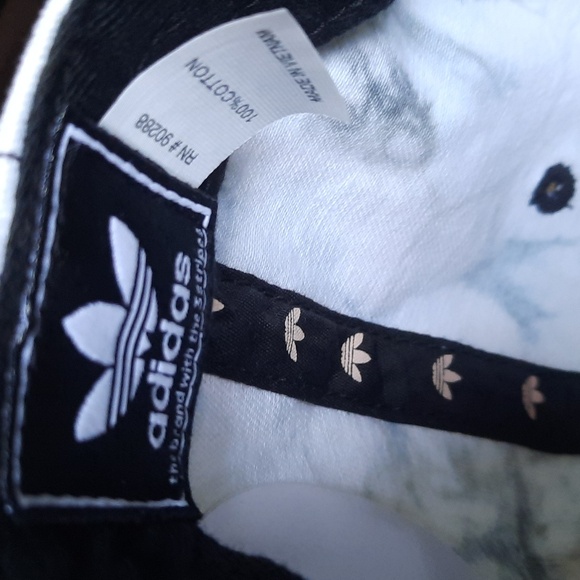 Last One Adidas Tie Dye Washed Colorways baseball Cap - Picture 10 of 10